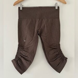 LULULEMON Women’s In The Flow Crop Brown Leggings